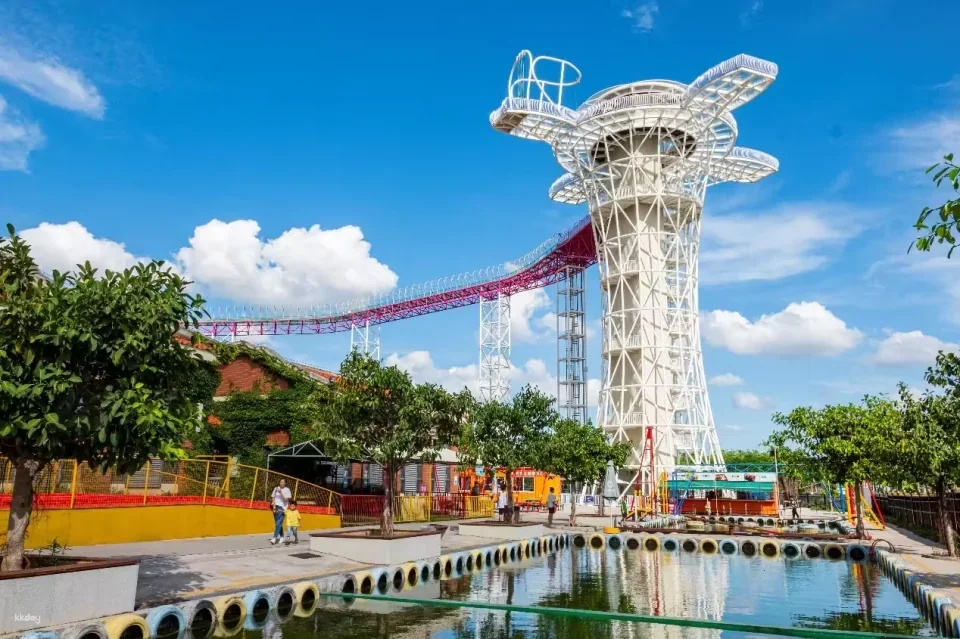 Tickets to Xiamen Old Courtyard Scenic Area + Tickets to the super-large 360-degree moving seat indoor live-action performance "Legend of Southern Fujian"
