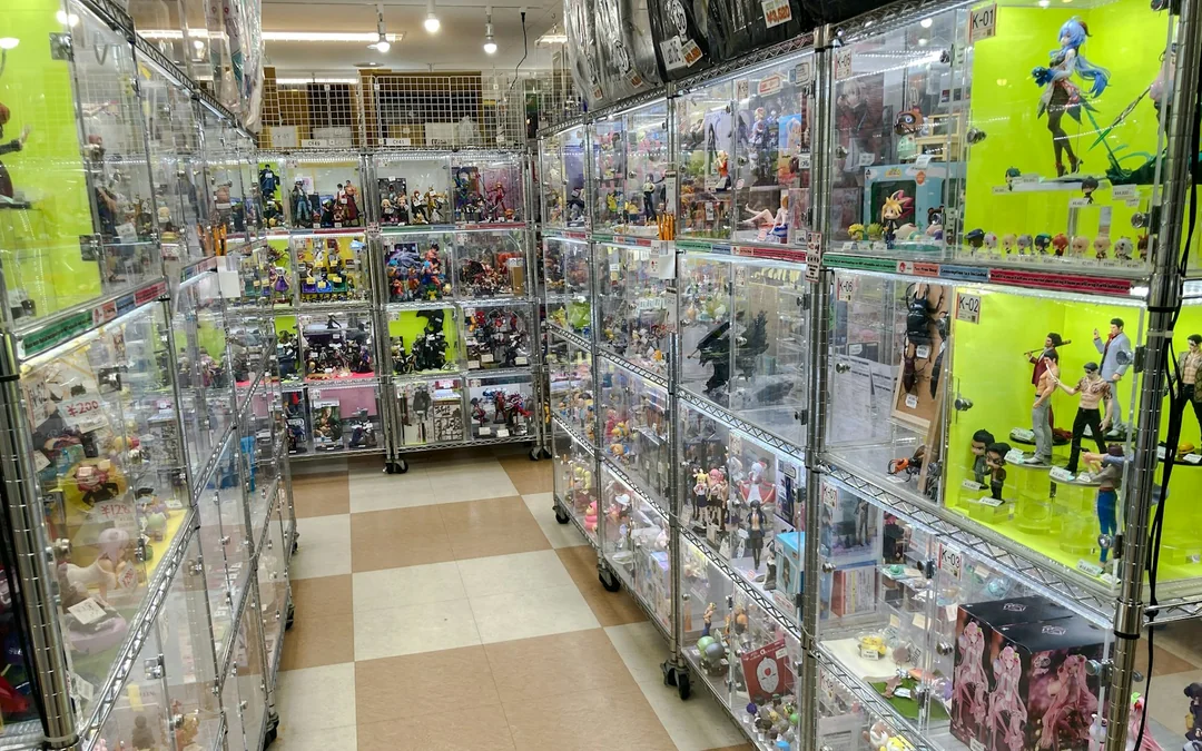 Tokyo Akihabara Anime, Manga and Gaming Walking Tour with Maid Cafe Visit Image 9