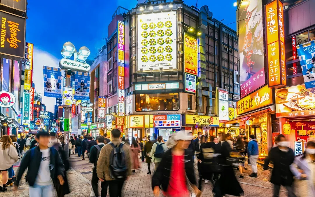 Tokyo Nightlife Tour with Bar Hopping, Golden Gai, and Izakaya Visit  Image 10