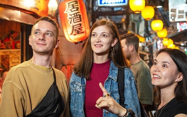 Tokyo: Shinjuku Bar Hopping & Night Walking Tour Image 5