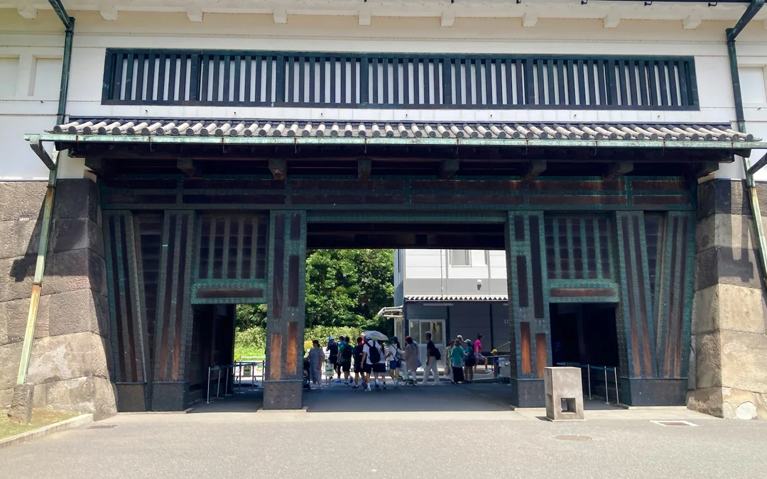 Tokyo Small-Group Walking Tour of Imperial Palace East Gardens Image 5
