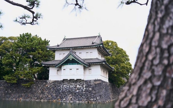 Tokyo Station & Imperial Palace Outer Grounds Guided Introduction with Self-Guide Booklet Image 6