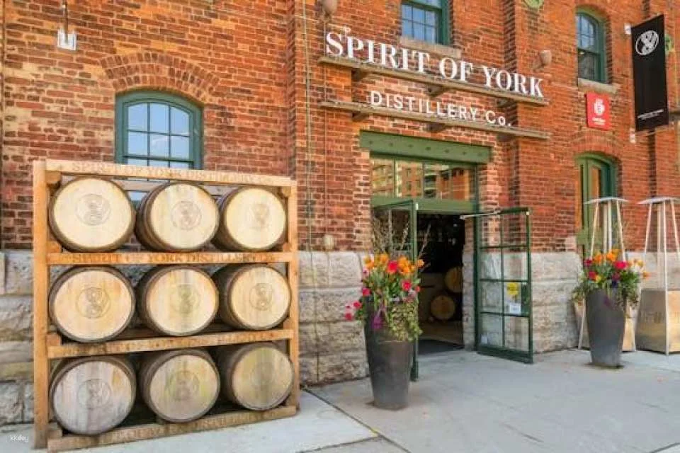 Toronto distillery district exploration game