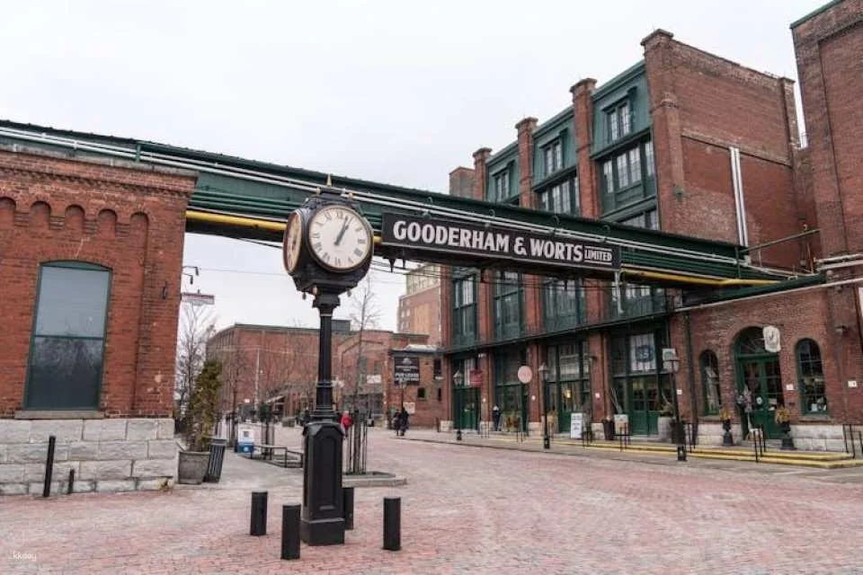 Toronto distillery district exploration game