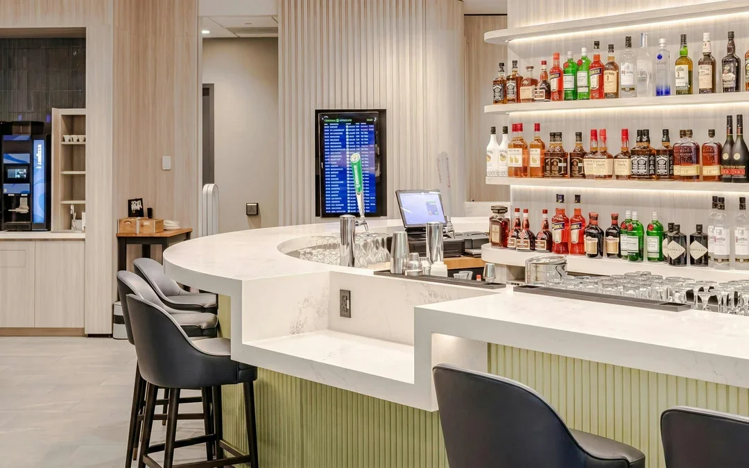 Toronto Pearson International Airport: Plaza Premium Lounge at Terminal 1 (Domestic Departures) Image 2