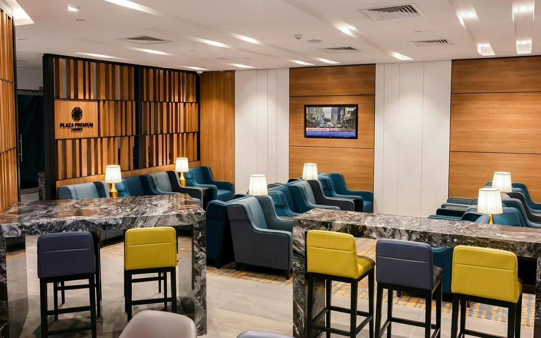 Toronto Pearson International Airport: Plaza Premium Lounge at Terminal 3 (USA Departures) Image 2
