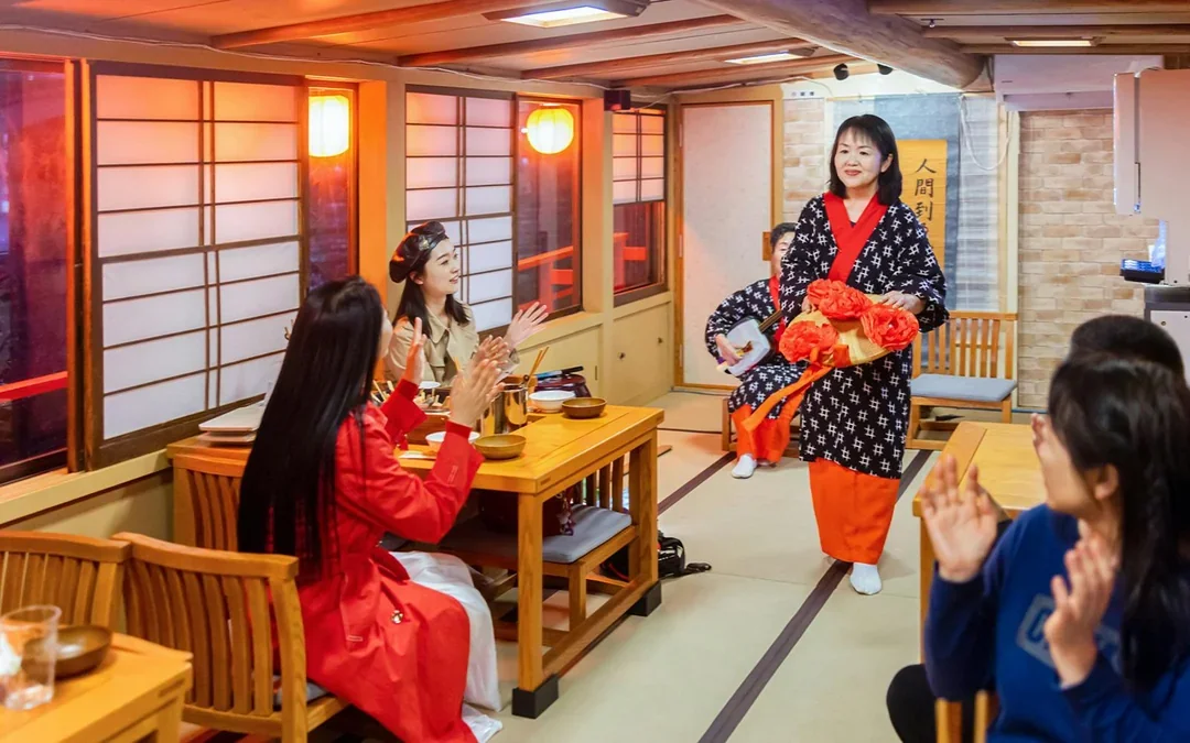 Traditional Yakatabune Hot Pot Cruise with Shamisen Show & Tokyo Tower Entry Image 11