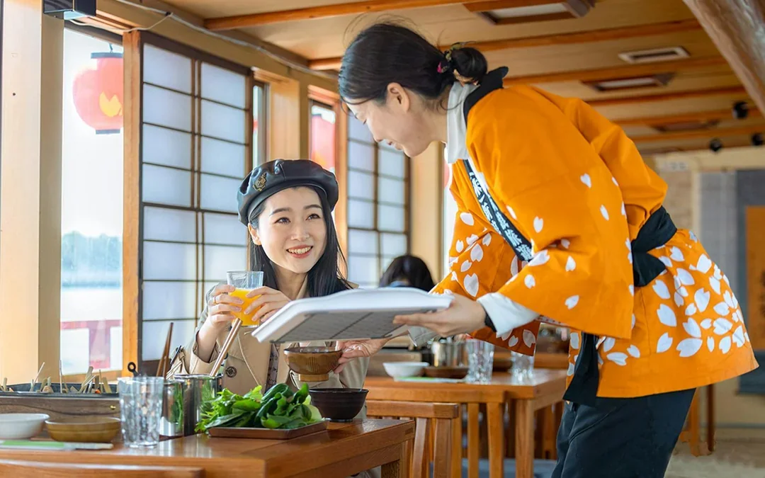 Traditional Yakatabune Hot Pot Cruise with Shamisen Show & Tokyo Tower Entry Image 7
