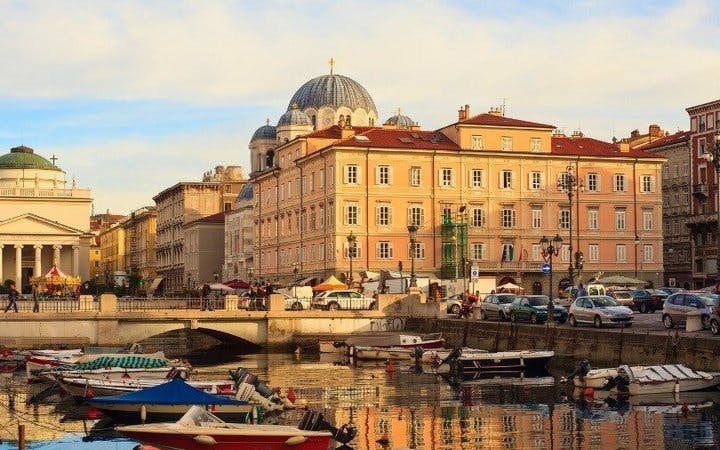 Trieste Self-Guided Walking Tour on Mobile App Image 2