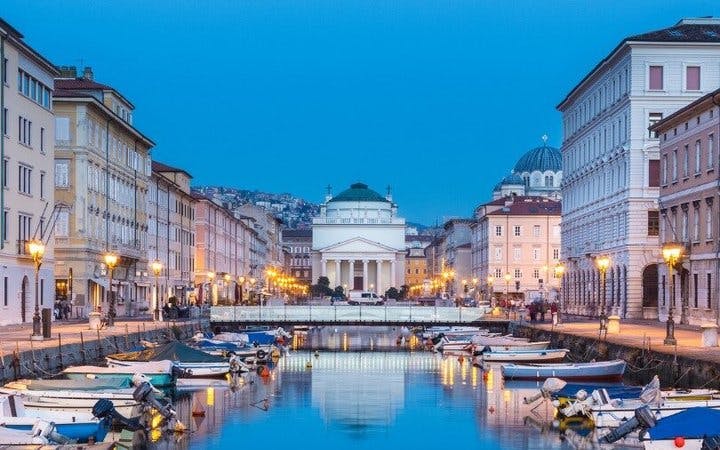 Trieste Self-Guided Walking Tour on Mobile App Image 3