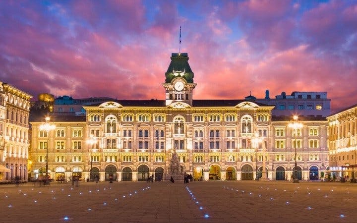 Trieste Self-Guided Walking Tour on Mobile App Image 6