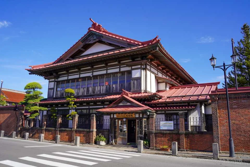 Tsugarutsunagaru Yurari Tsugaru Round Trip Pass (Tsugaru Region Round Trip Pass, Aomori Prefecture, Japan)