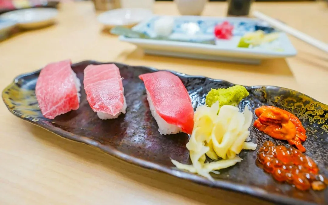 Tsukiji Fish Market: Behind the Scenes & 10 Seafood Tastings Image 2