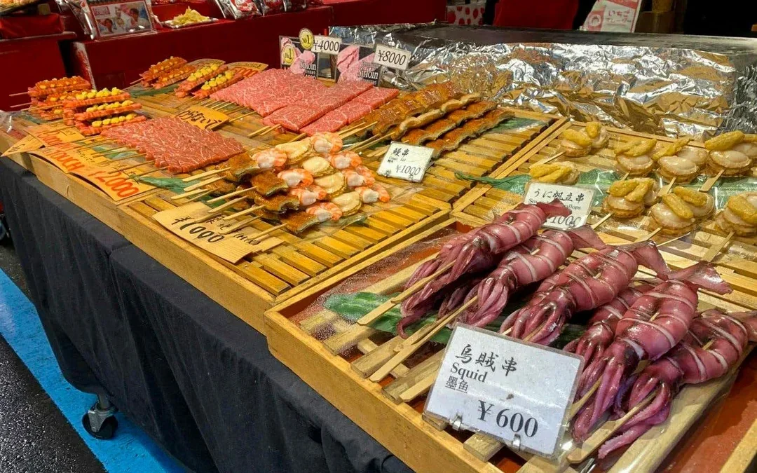 Tsukiji Fish Market: Behind the Scenes & 10 Seafood Tastings Image 8
