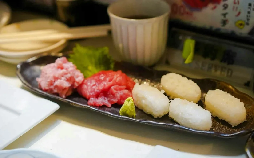 Tsukiji Fish Market: Behind the Scenes & 10 Seafood Tastings Image 10