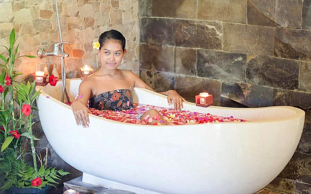 Ubud Balinese Spa and Massage in Rice-Field Setting Image 4
