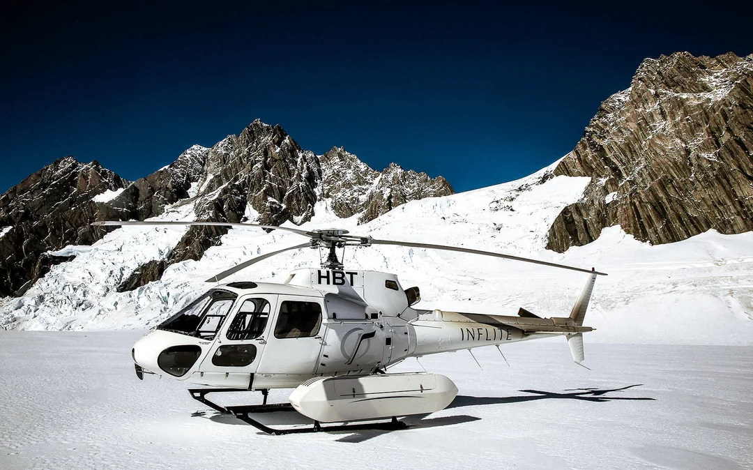 Ultimate Alpine Experience: Skiplane and Helicopter Combo Flight Image 2