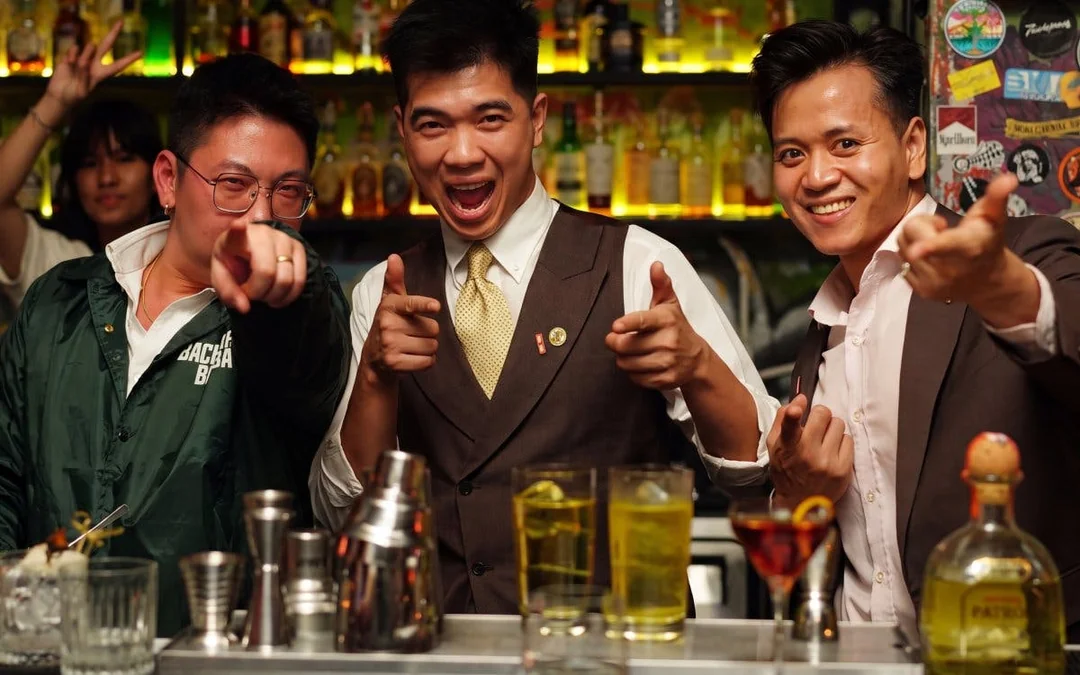 Ultimate Nightlife Rooftop Bar Hopping by E-Tuk-Tuk Image 1
