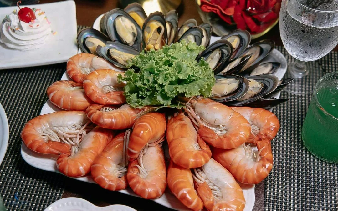 Unicorn-Themed Dinner Buffet Cruise with Live Music Image 9