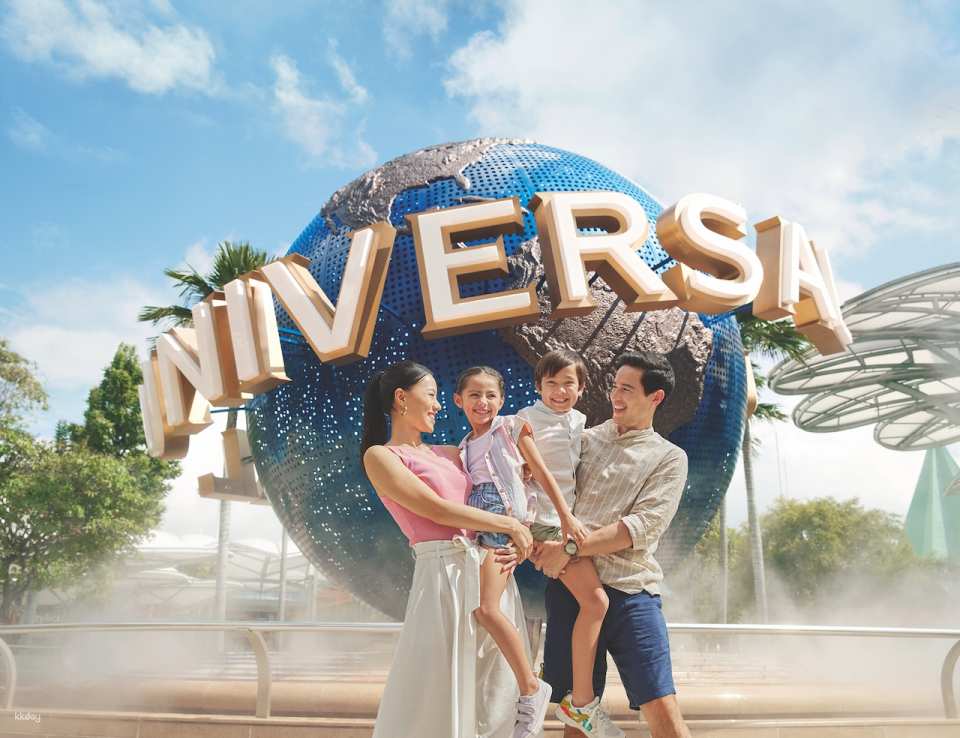 Universal Studios Singapore VIP Tour Experience: Exclusive Access to Attractions, Private Meet-and-Greet Sessions & "Skip The Queue" Universal Express Unlimited