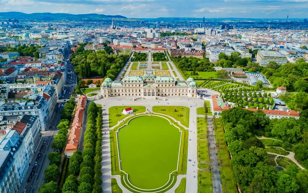 Upper Belvedere Palace & Gardens Guided Tour with Direct Entry Image 10