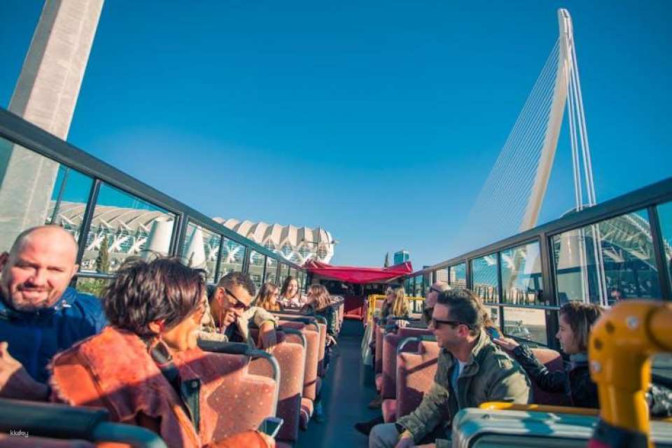 Valencia 48-hour touristic bus with entrance to San Nicolas chapel