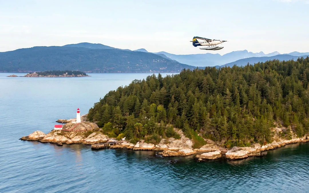 Vancouver Extended Panorama Seaplane Sightseeing Tour: Howe Sound & Sunshine Coast Image 3