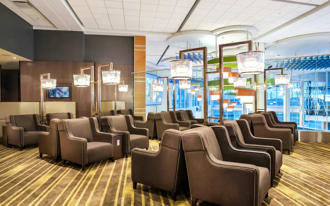 Vancouver International Airport: Plaza Premium Lounge at Domestic Departures, Gate B15 Image 3
