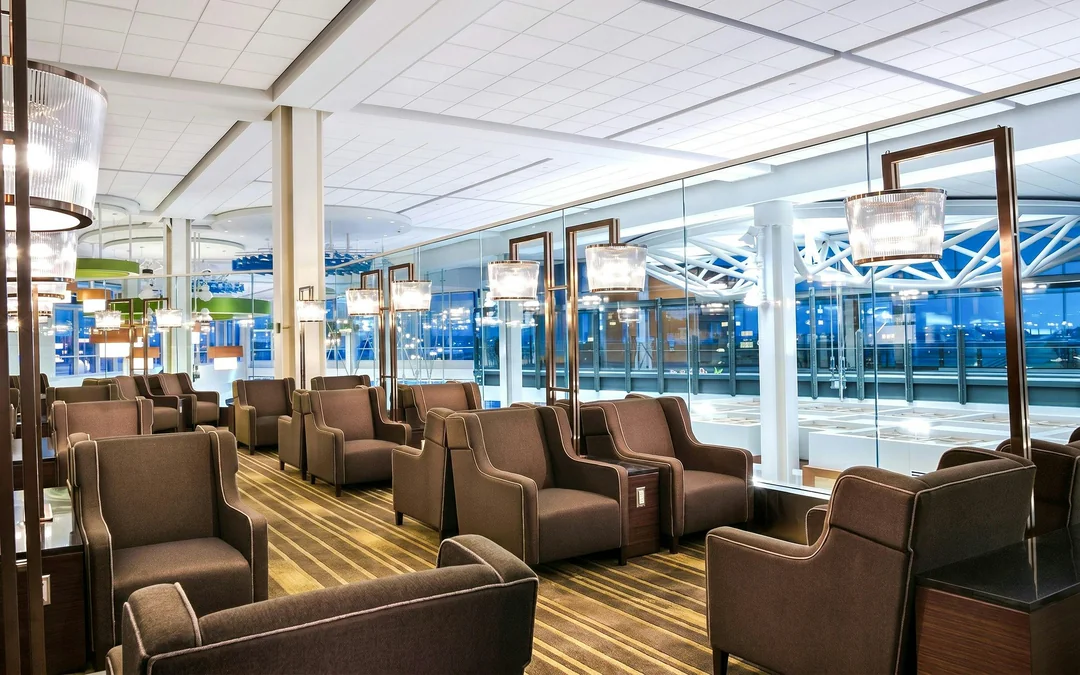 Vancouver International Airport: Plaza Premium Lounge at Domestic Departures, Gate B15 Image 8