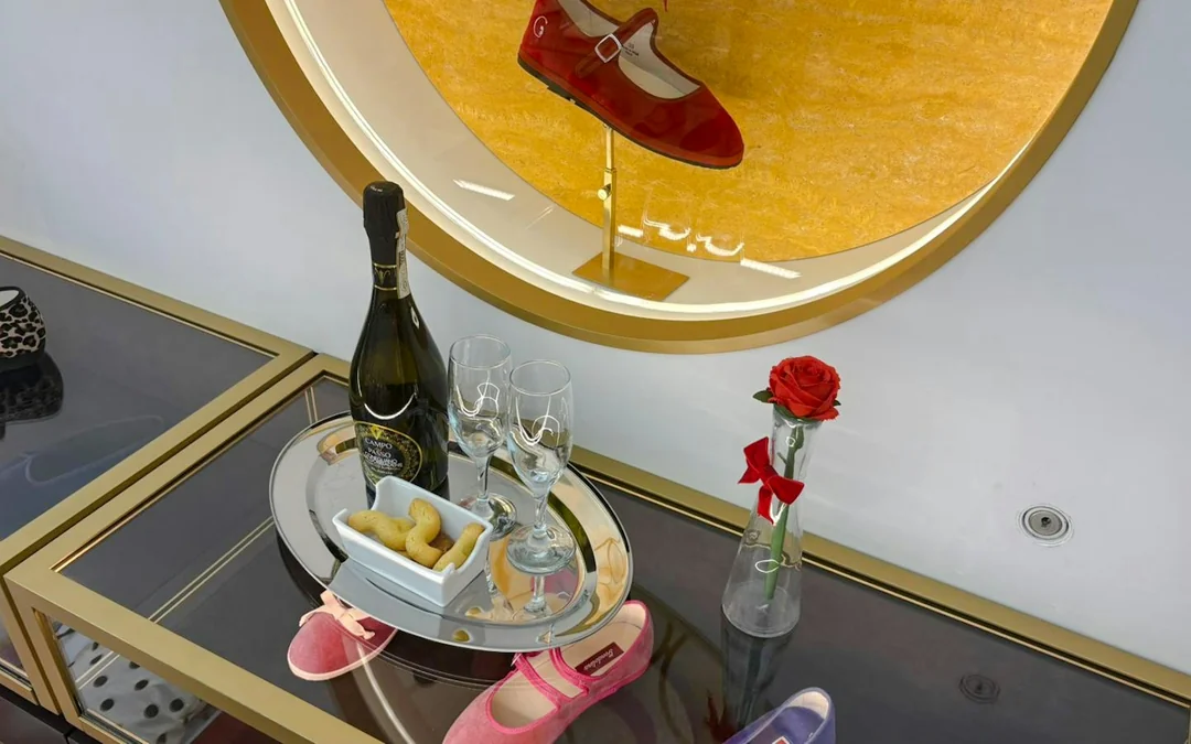 Venice Private Gondolina Shoes Atelier Visit Image 2