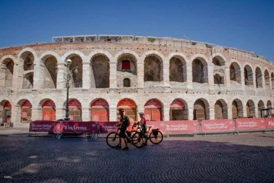 Verona e-bike tour with city center and panoramic views