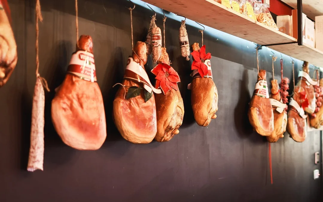 Verona: Romeo & Juliet Food Tour with Local Tastings and Wine Image 3