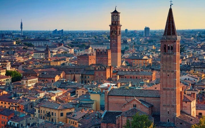Verona Self-Guided Walking Tour on Mobile App Image 4