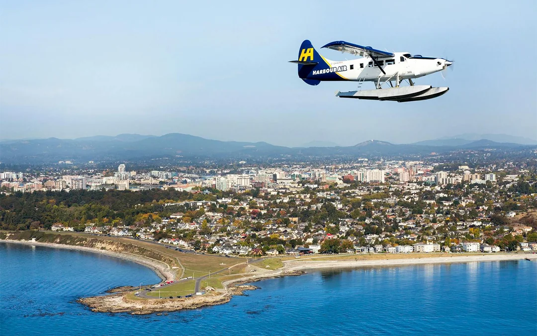 Victoria Panorama Seaplane Sightseeing Tour: Inner Harbour Image 5