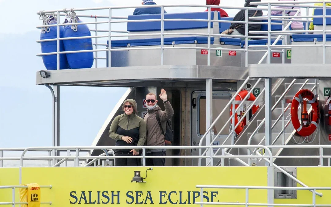 Victoria Whale Watching Tours by Covered Boat Image 9