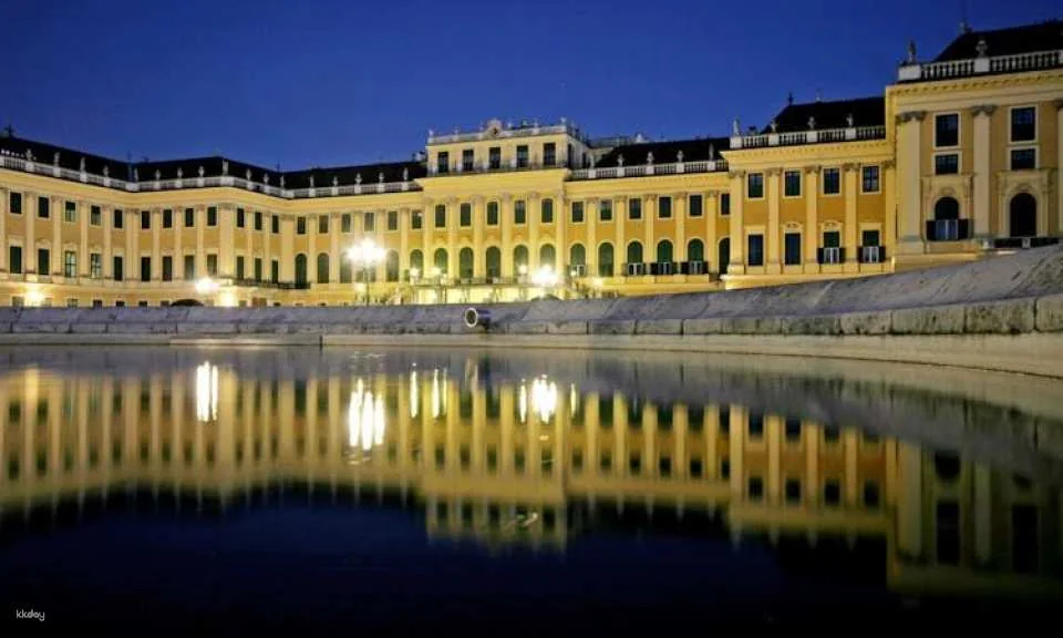 Vienna after-hours palace tour and concert at Schönbrunn