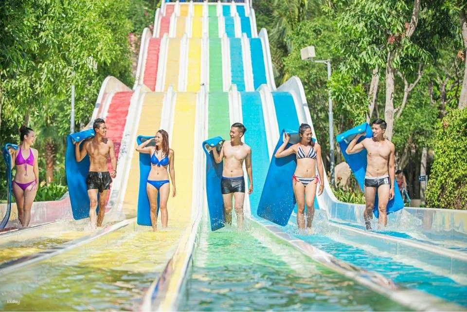 VinWonders Cua Hoi Theme Park Ticket | Vietnam
