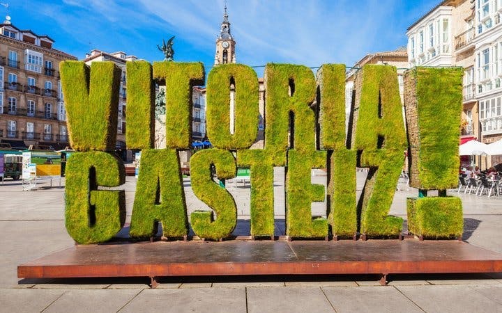 Vitoria-Gasteiz Self-Guided Walking Tour on Mobile App Image 1