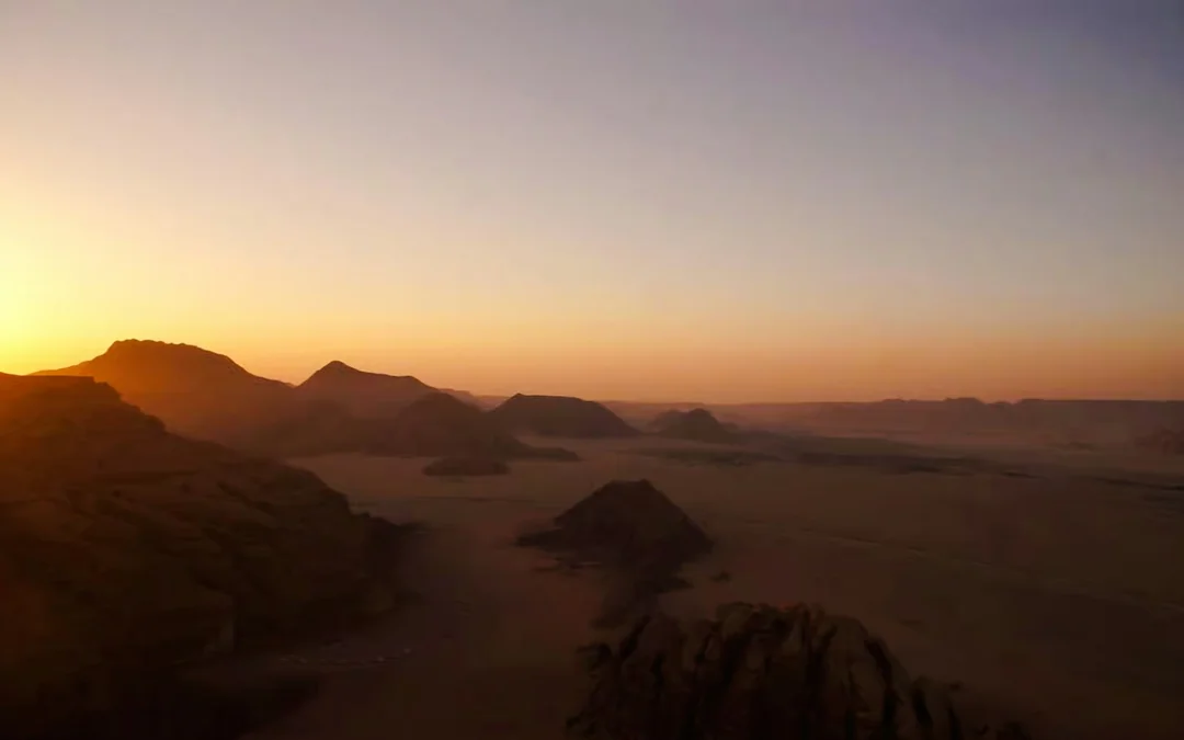 Wadi Rum Sunrise Hot Air Balloon Flight with Round-Trip Transfers Image 3