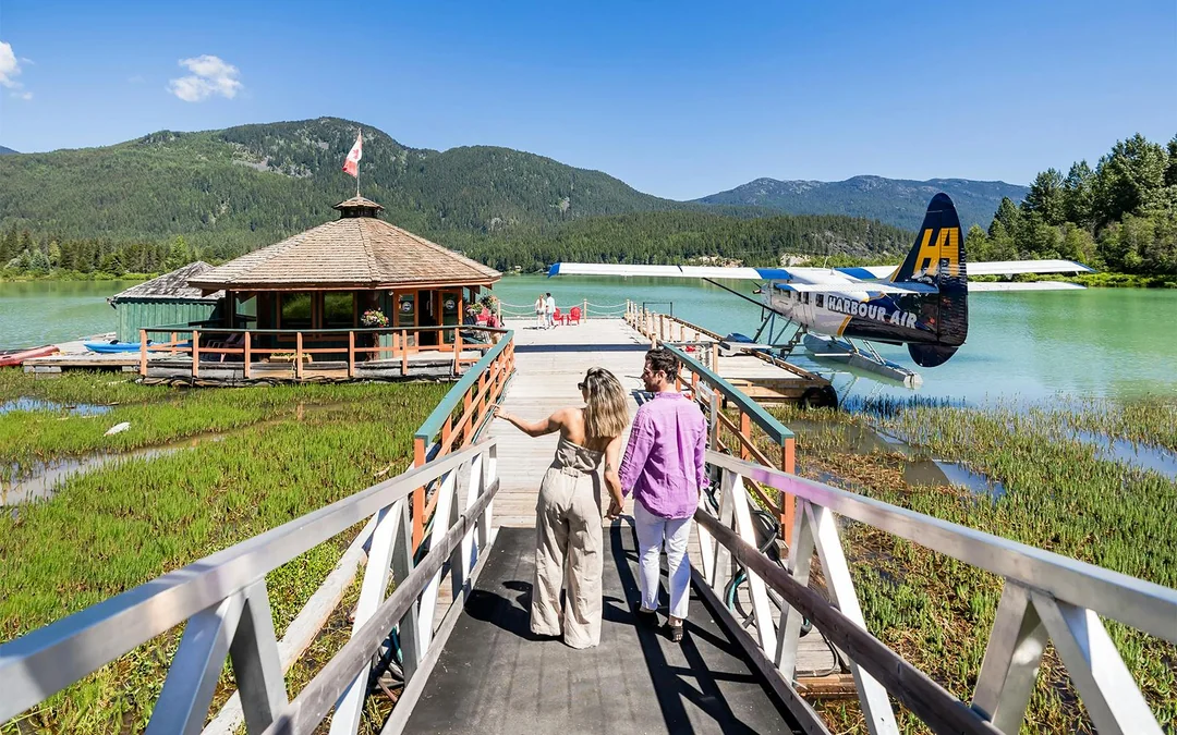 Whistler Glacier Seaplane Sightseeing Tour: Glaciers & Turquoise Lakes Image 1