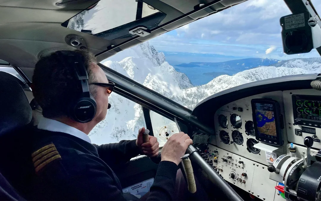 Whistler Glacier Seaplane Sightseeing Tour: Glaciers & Turquoise Lakes Image 2