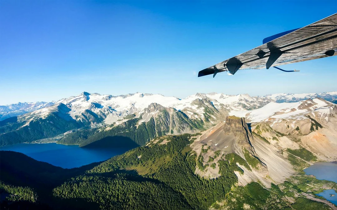 Whistler Glacier Seaplane Sightseeing Tour: Glaciers & Turquoise Lakes Image 3