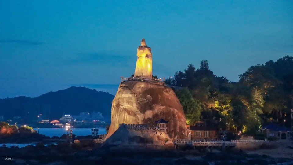 Xiamen Island Tour | Lujiang River Night Cruise | Kinmen from the Sea | Luxury Cruise Sightseeing Experience