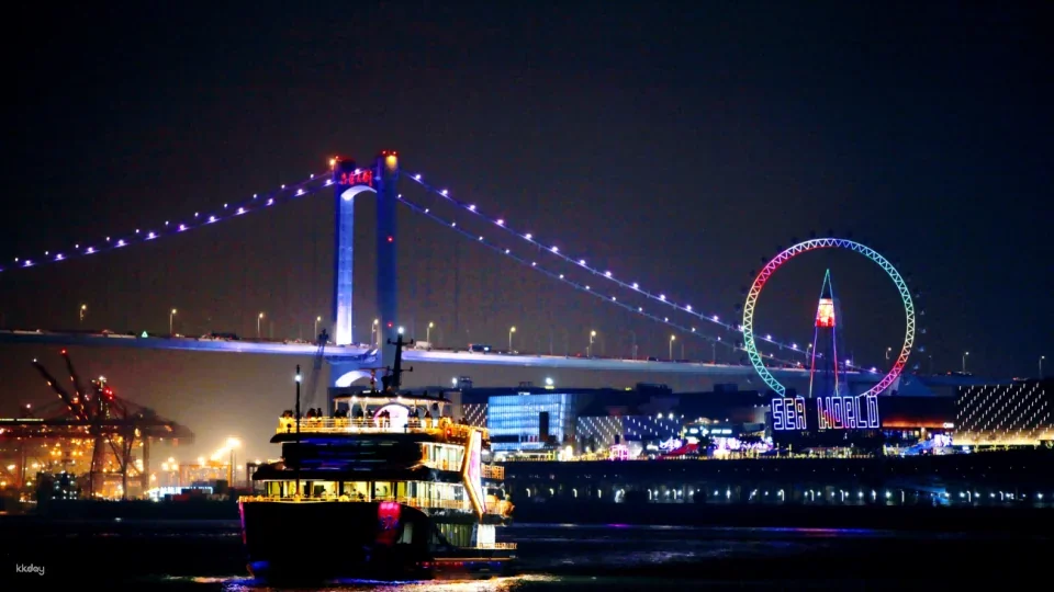 Xiamen Island Tour | Lujiang River Night Cruise | Kinmen from the Sea | Luxury Cruise Sightseeing Experience
