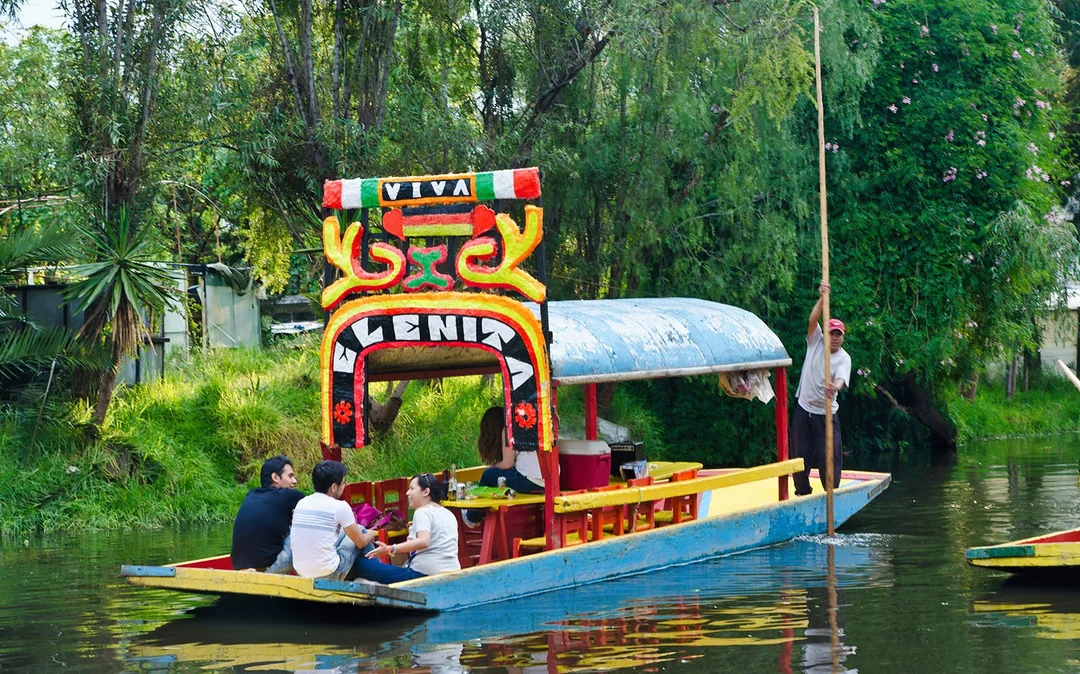 Xochimilco & Coyoacán Full Day Guided Tour Image 4