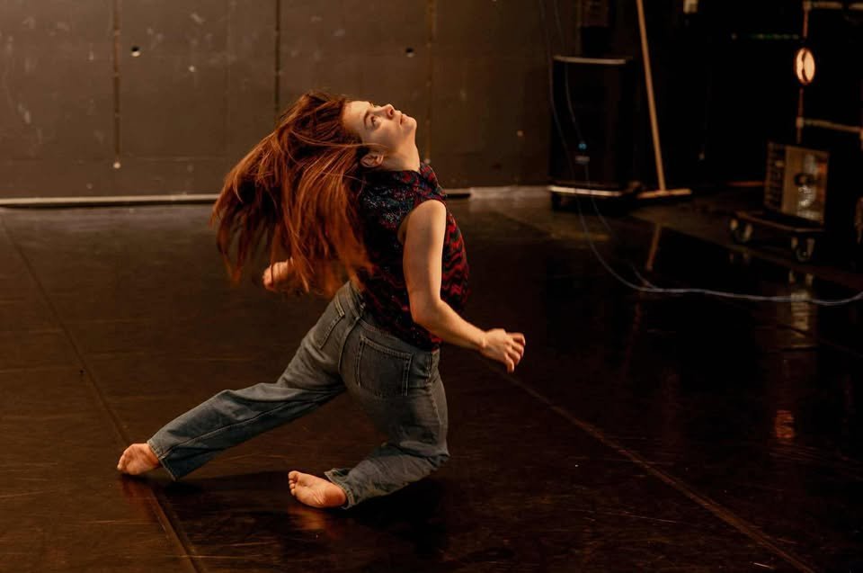 An image of someone dancing