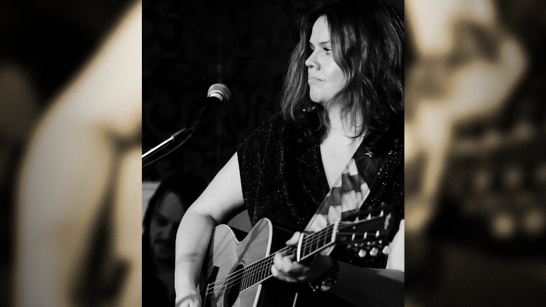 Båtrubadur - Kathrine Rømmen