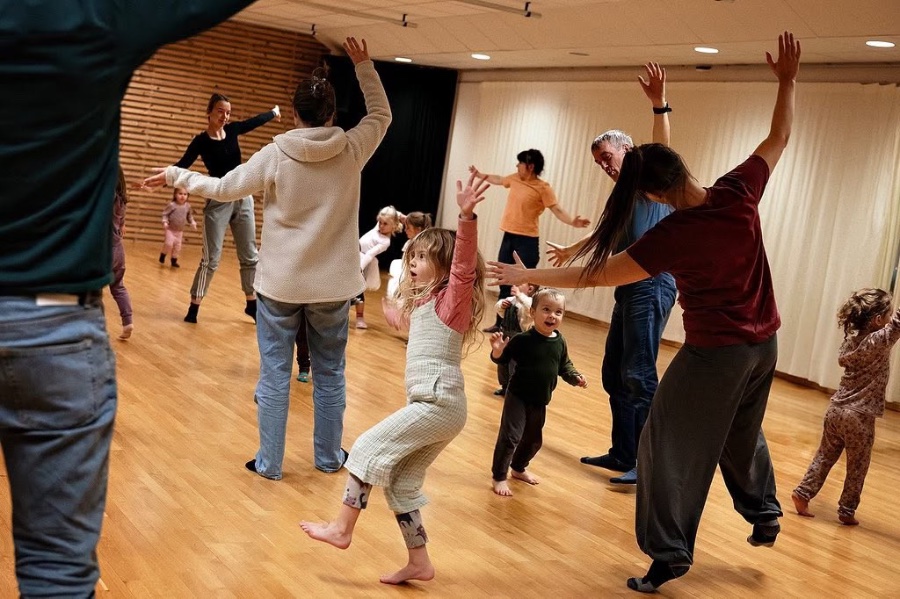 Rabalderdans på DansiT - tirsdager (2-6 år)