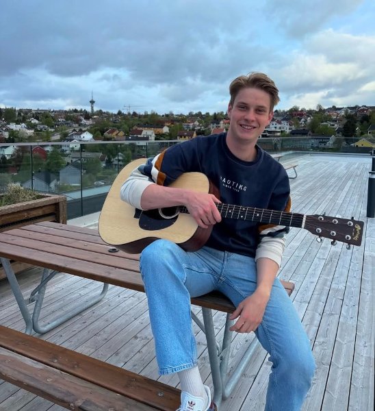 Fredag» After Work» artist: Sondre