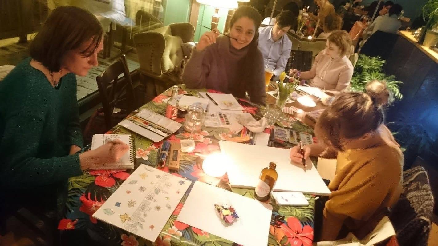Image of people drawing